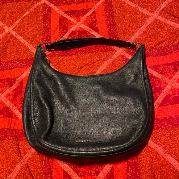 MK Shoulder Bag - Picture 1 of 3